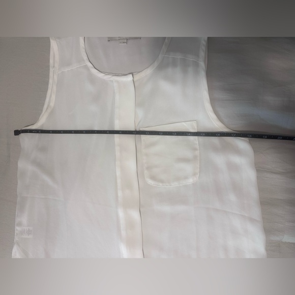 LOFT Cream Sleeveless Mixed Media Blouse - Picture 4 of 5